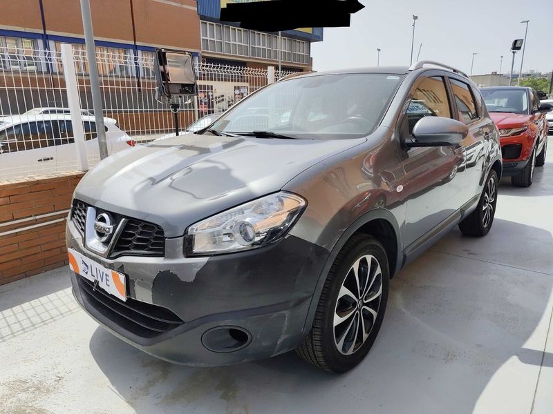 Nissan Qashqai 1.6 — 1/8