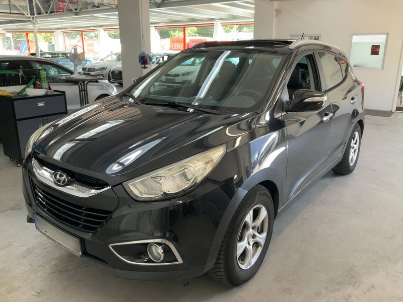 Hyundai ix35 2.0 CRDi — 1/8