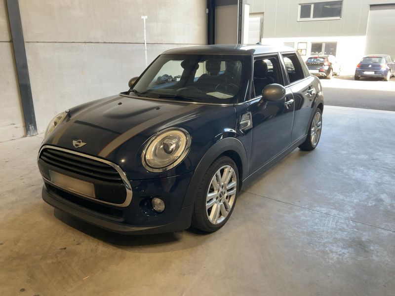 MINI MINI Cooper — 1/8