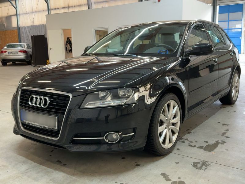 Audi A3 Sportback 1.4 TFSI — 1/8