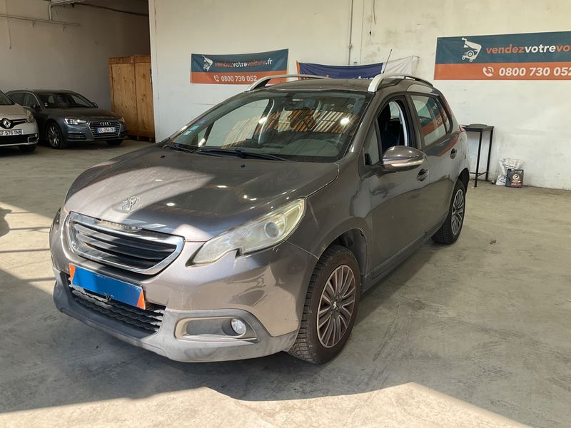 Peugeot 2008 1.2 VTi — 1/8