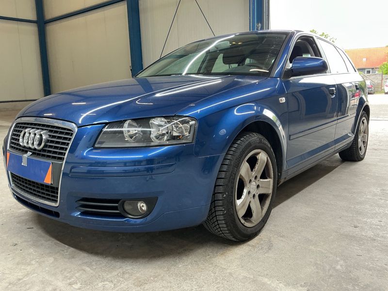Audi A3 Sportback 1.6 — фото 1
