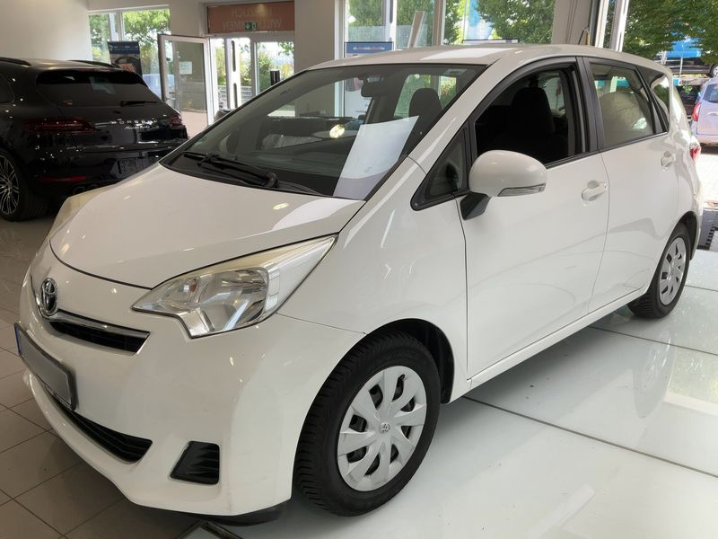 Toyota Verso-S 1.33 Dual VVT-i — фото 1