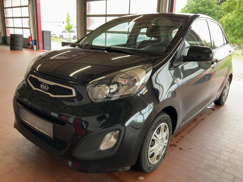 Kia Picanto 1.0 — 1/8
