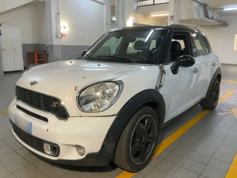 MINI Countryman Cooper SD — 1/8