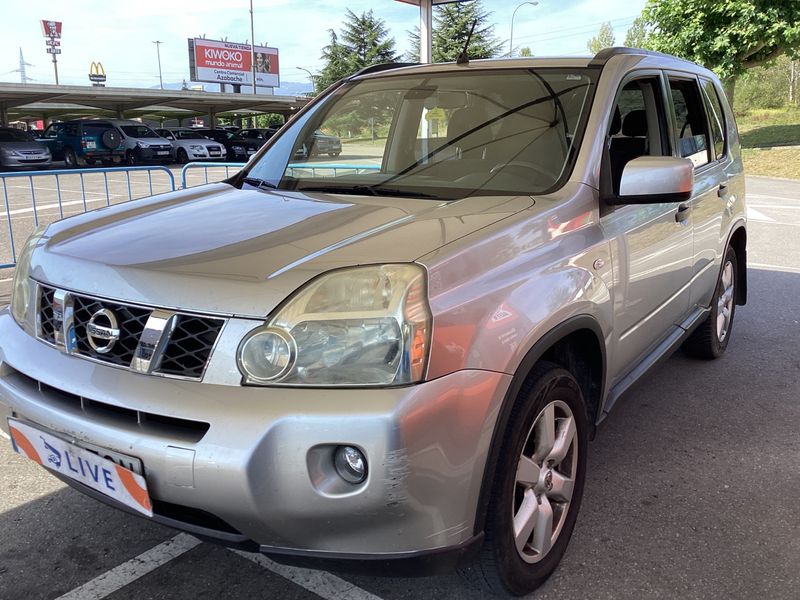 Nissan X-Trail 2.0 dCi — 1/8