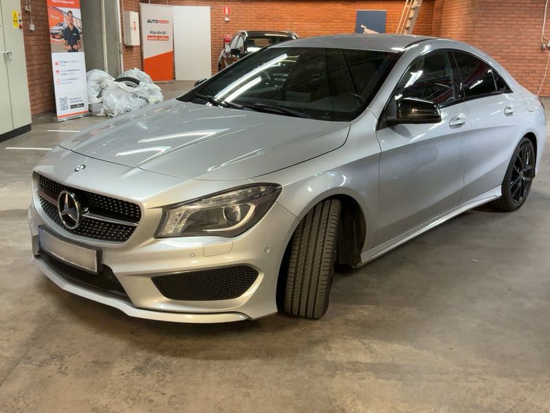 Mercedes-Benz CLA-Klasse CLA 220 d — 1/8