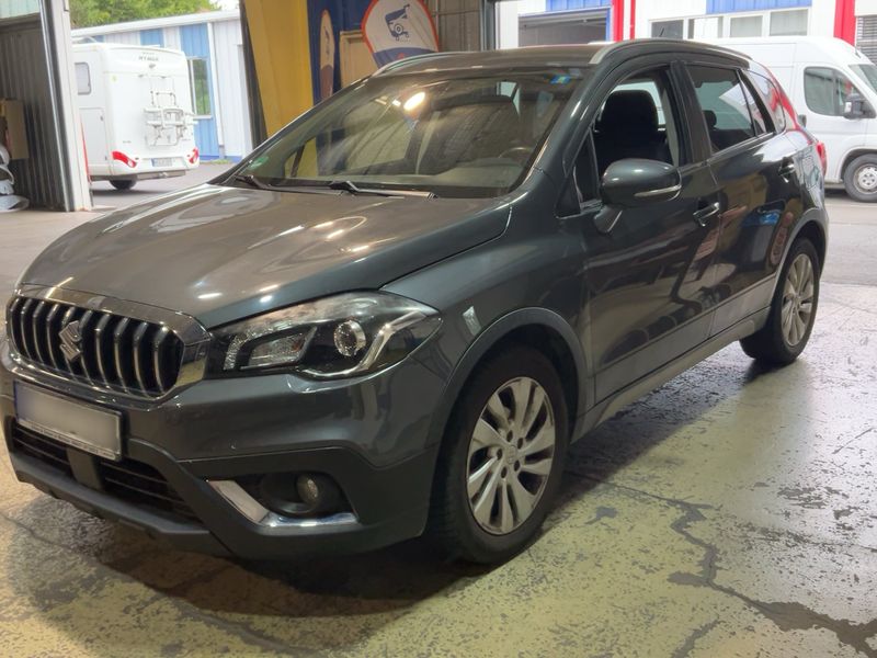 Suzuki SX4 1.0 BoosterJet — 1/8