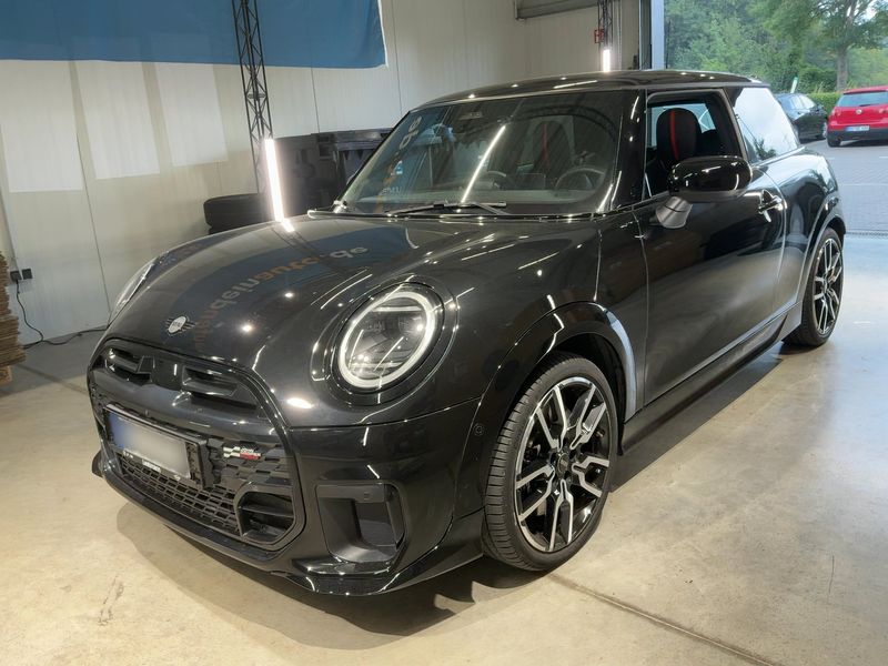 MINI MINI Cooper S — 1/8