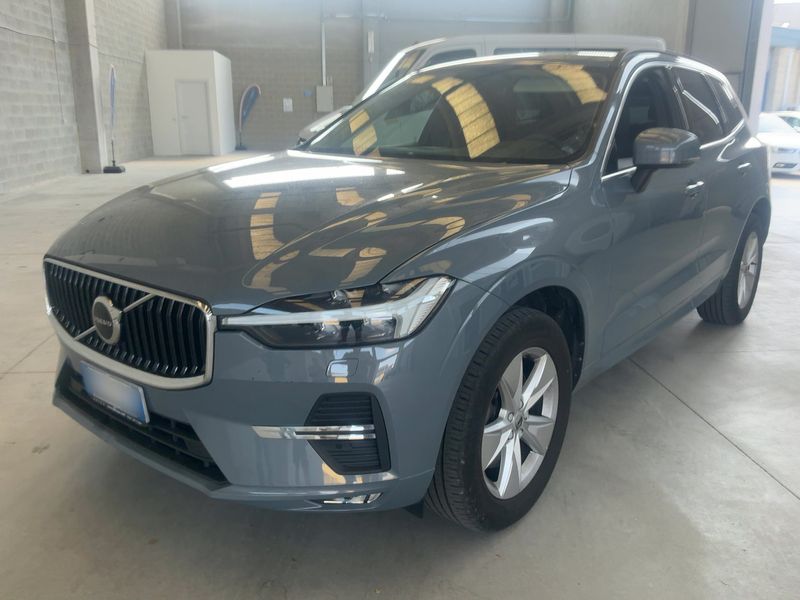 Volvo XC60 2.0 B4 Mild-Hybrid — 1/8