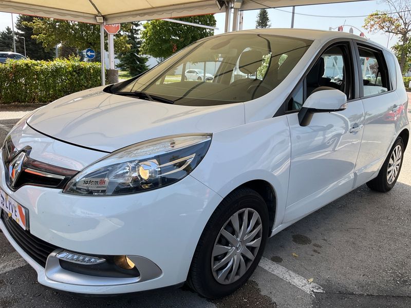 Renault Scenic 1.2 — 1/8
