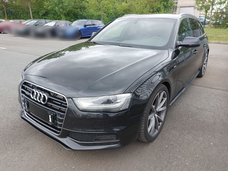 Audi A4 3.0 V6 TDI — фото 1