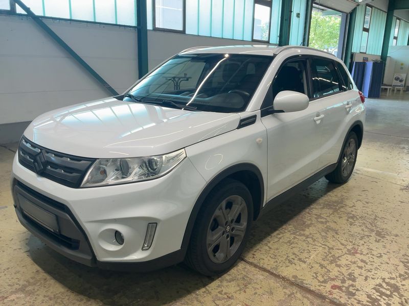 Suzuki Vitara 1.6 — 1/8