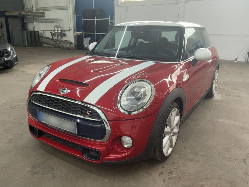 MINI MINI Cooper S — 1/8