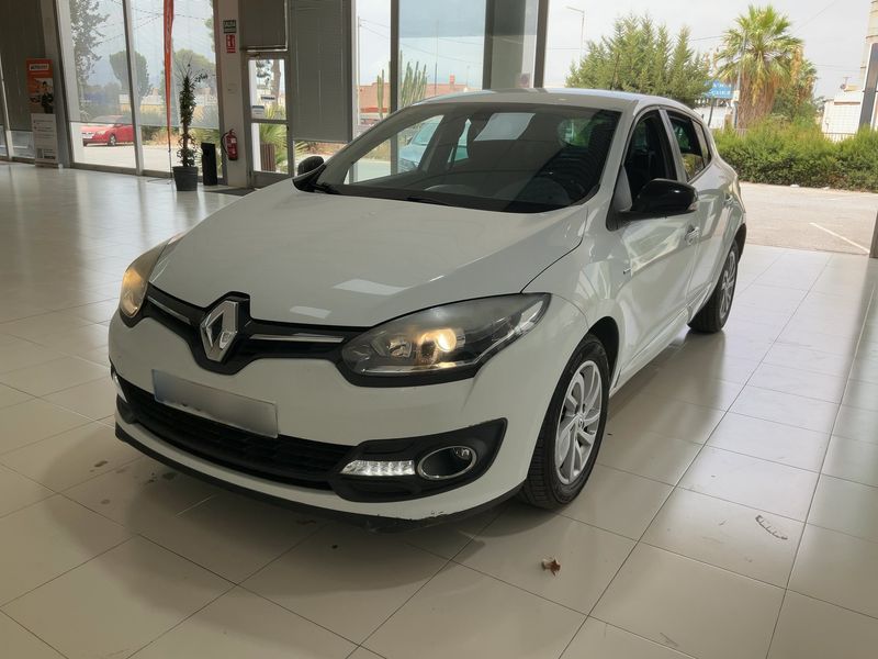 Renault Megane 1.5 dCi — 1/8