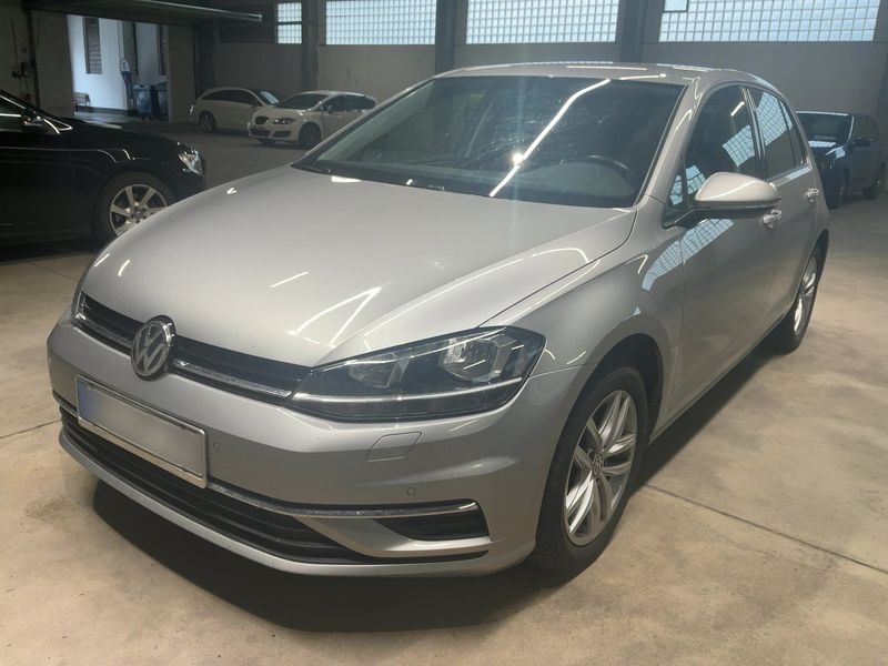 Volkswagen Golf VII 1.0 TSI — 1/8