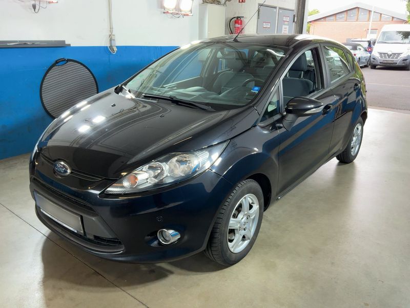 Ford Fiesta 1.6 TDCi — 1/8