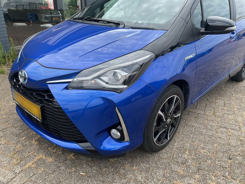 Toyota Yaris 1.5 Hybrid — 1/8