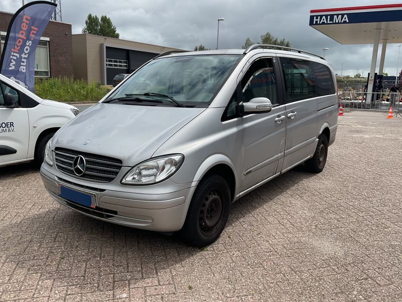 Mercedes-Benz Viano 2.1 CDI — 1/8