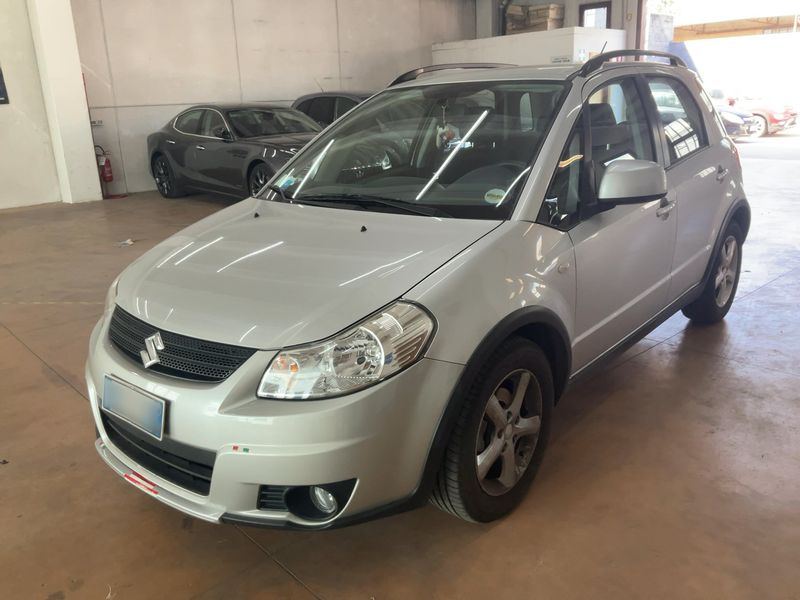 Suzuki SX4 1.6 — фото 1