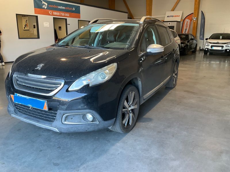 Peugeot 2008 1.2 PureTech — 1/8