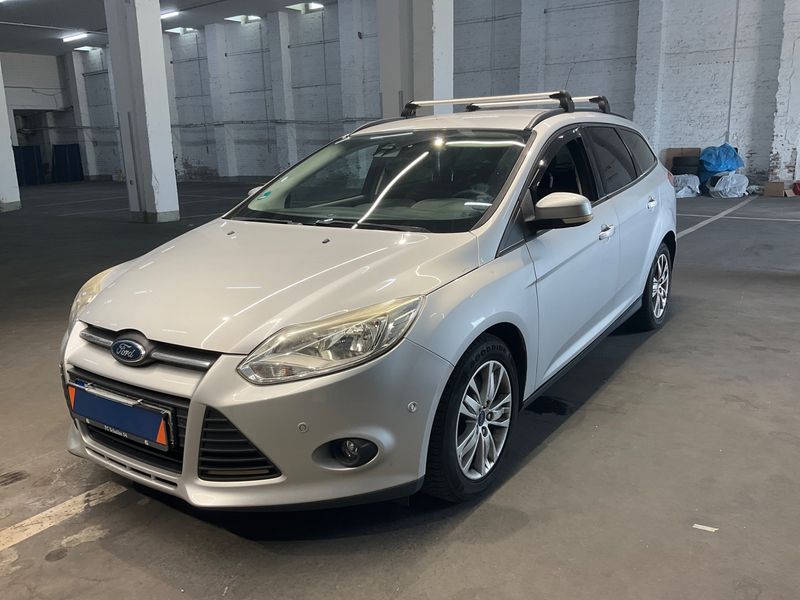 Ford Focus 1.6 TDCi — фото 1