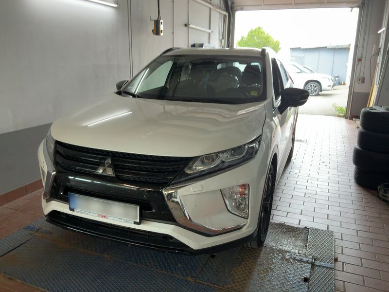 Mitsubishi Eclipse Cross 2.2 DI-D — 1/8