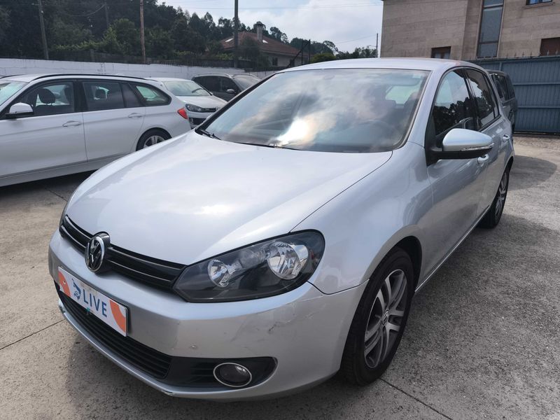 Volkswagen Golf VI 1.6 TDI — фото 1