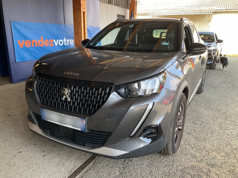 Peugeot 2008 1.2 PureTech — 1/8