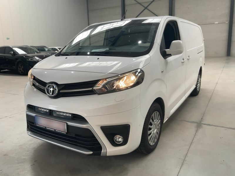 Toyota ProAce 2.0 D-4D — 1/8