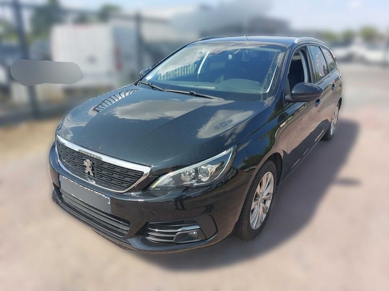 Peugeot 308 1.5 Blue-HDi — фото 1