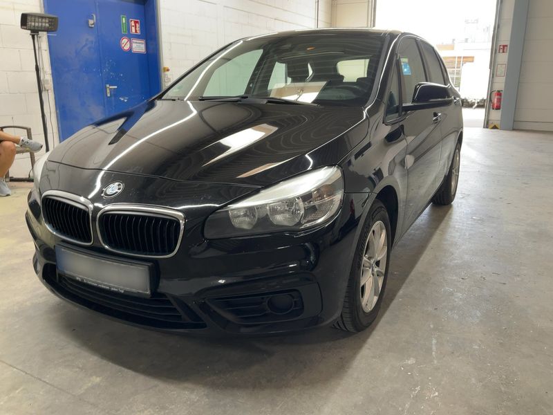 BMW 2er 218d Active Tourer — фото 1