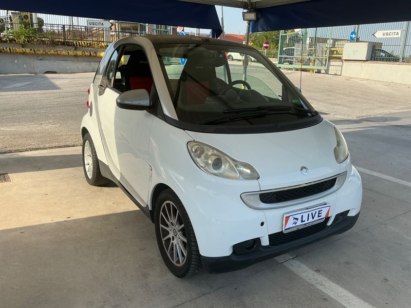 Smart fortwo 1.0 — 1/8