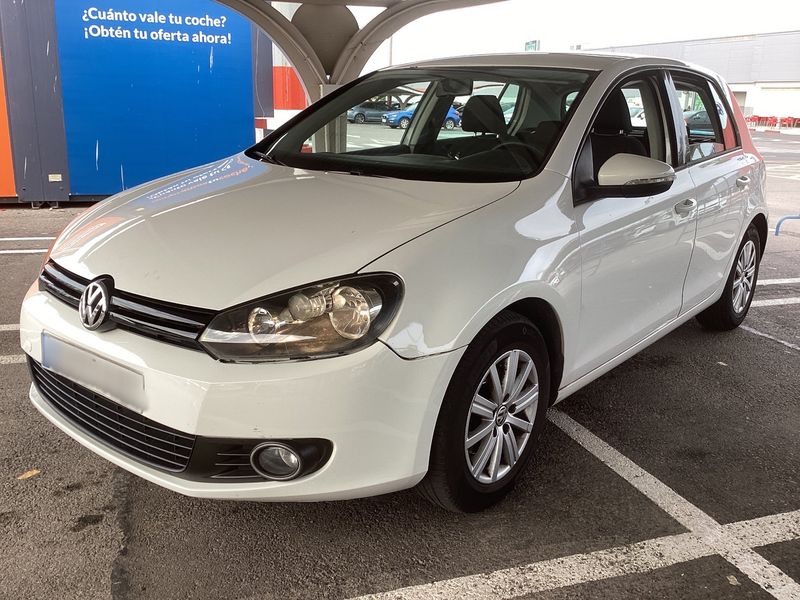 Volkswagen Golf VI 1.6 TDI — 1/8