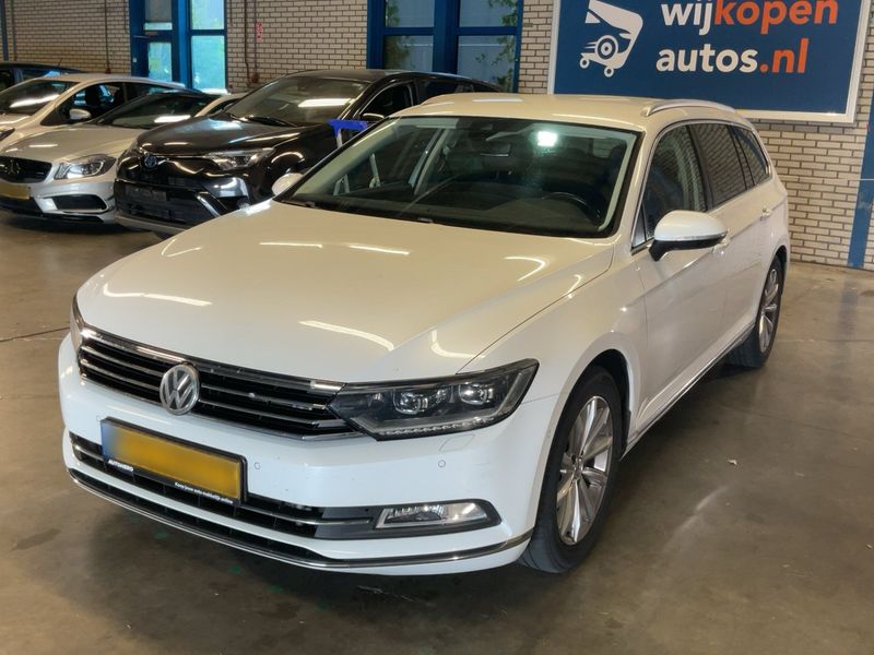 Volkswagen Passat 2.0 TDI — 1/8
