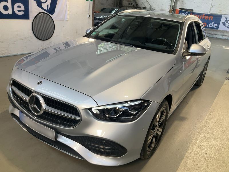 Mercedes-Benz C-Klasse C 300e — 1/8