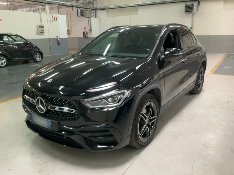 Mercedes-Benz GLA-Klasse GLA 250e — фото 1
