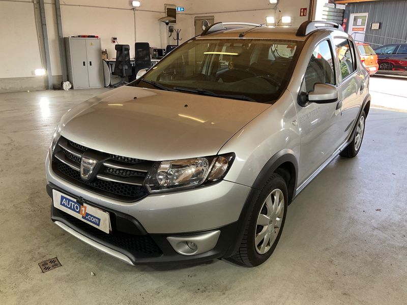 Dacia Sandero 1.5 dCi — фото 1