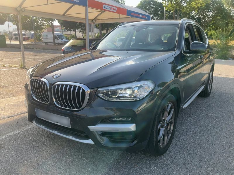 BMW X3 xDrive 20d Mild-Hybrid — 1/8