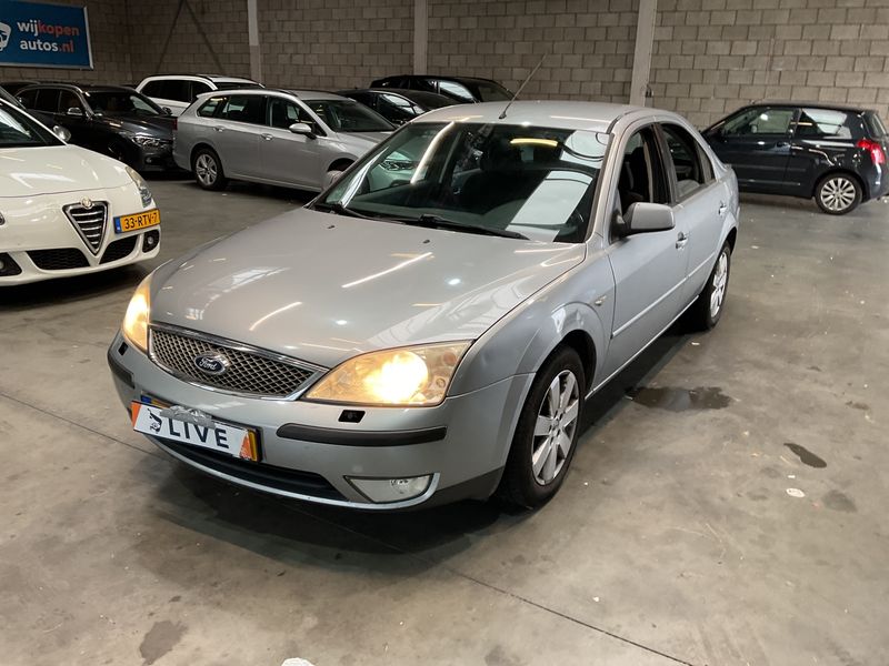 Ford Mondeo 2.0 — 1/8