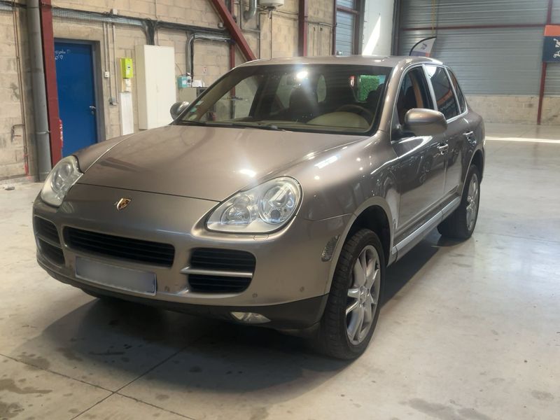 Porsche Cayenne S — 1/8