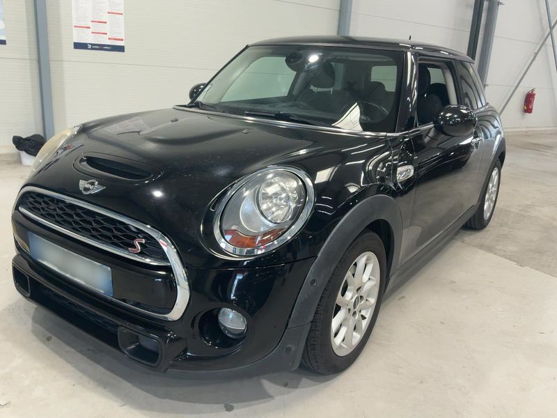 MINI MINI Cooper S — 1/8