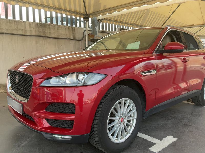 Jaguar F-Pace 20d — 1/8