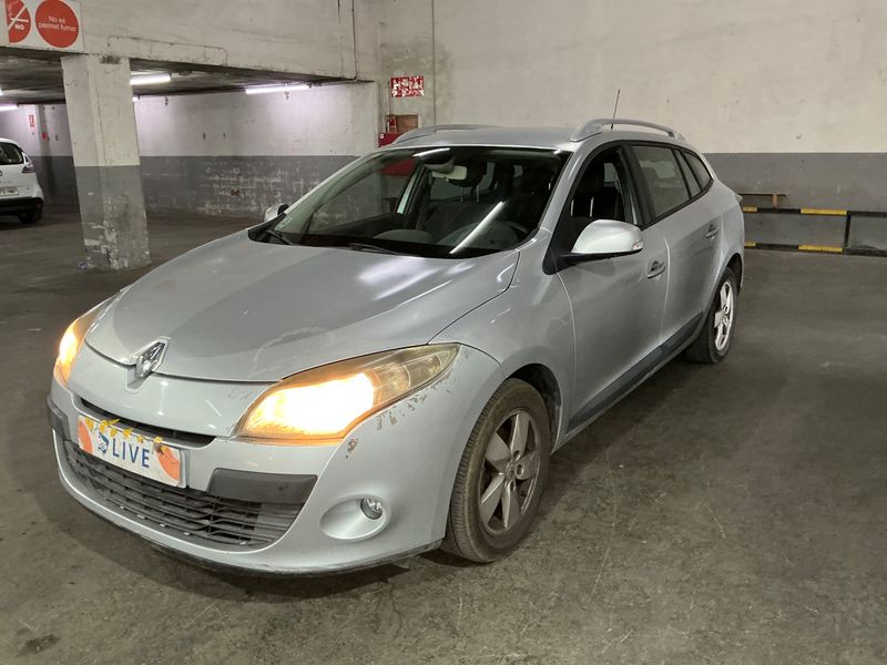 Renault Megane 1.5 dCi — 1/8