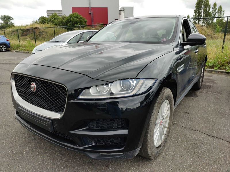 Jaguar F-Pace 20d — 1/8