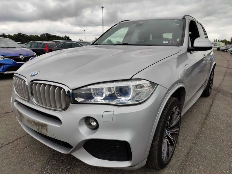 BMW X5 xDrive 40e — 1/8