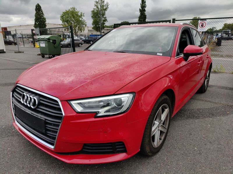 Audi A3 Sportback 1.6 TDI — 1/8