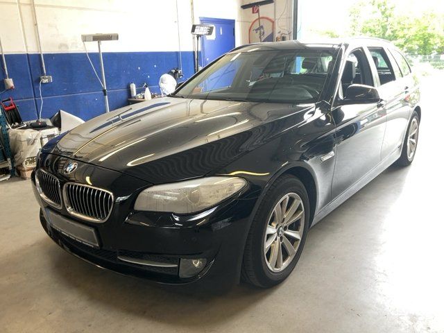 BMW 5er 520d — фото 1