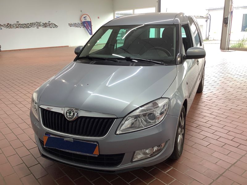 Skoda Roomster 1.2 TSI — 1/8