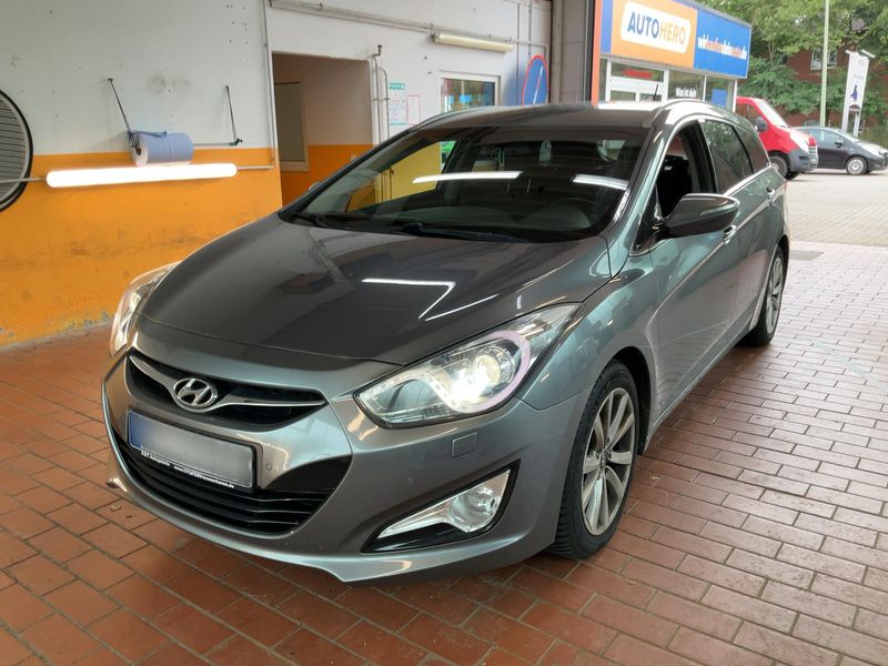 Hyundai i40 2.0 — фото 1